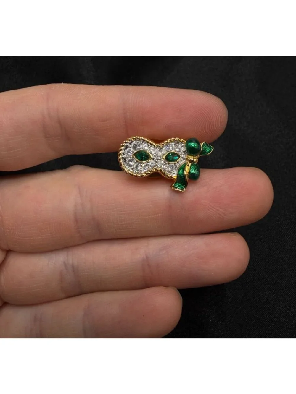 Vintage Swarovski Signed Masque Pin With Green & Clear Crystals